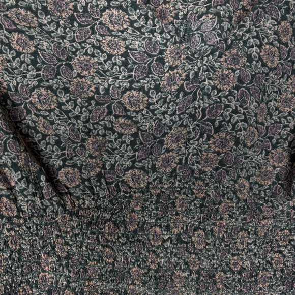 American Eagle Outfitters Floral Neutral Smocked Blouse V Neck Long Sleeve Top - Picture 5 of 7